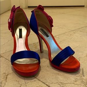 Gently used platform heels size 36